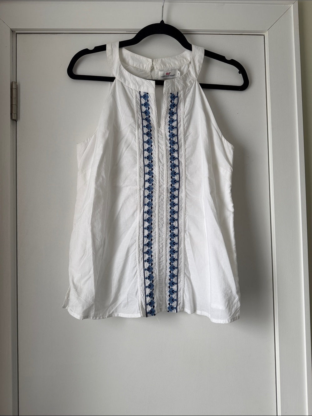 Vineyard Vines Embroidered Sleeveless White Blue Top Size 4